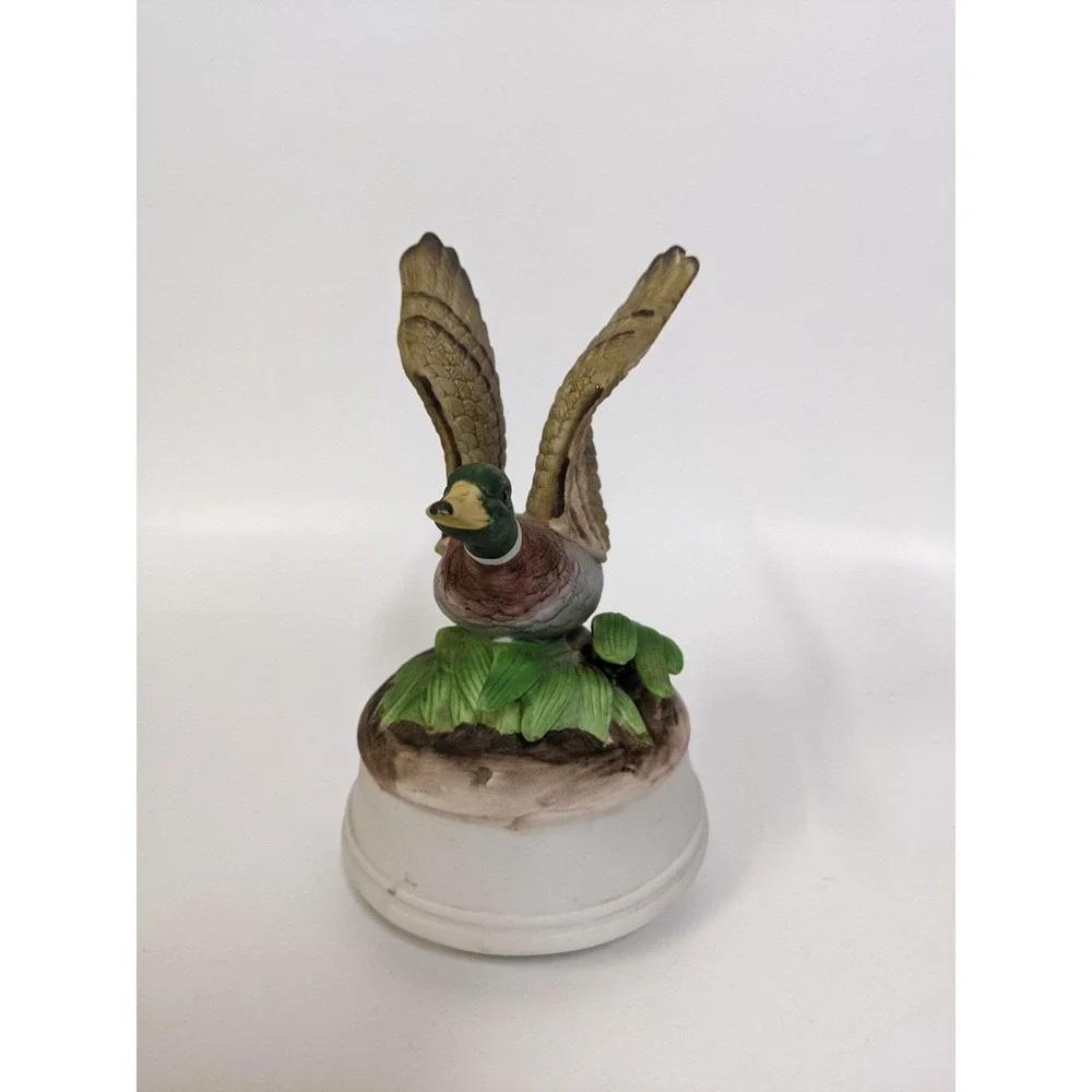 Porcelain Bird Music Box Vintage